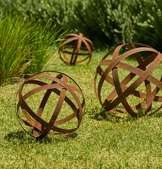 Alfresco Rust Balls Set of 3