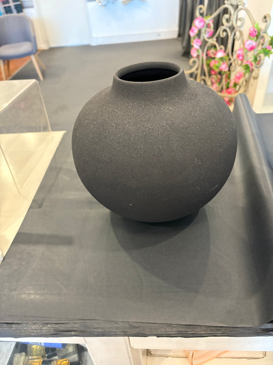 Large Round Vase ,metal
