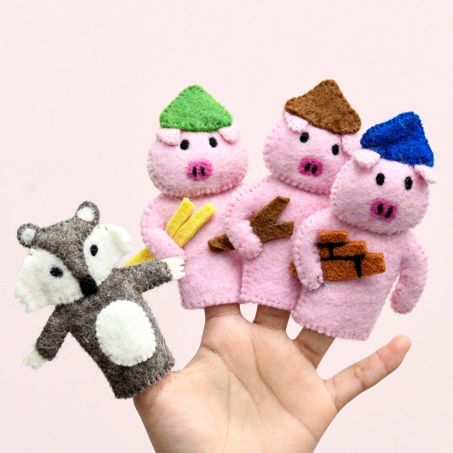 Three Little Pigs Finger Puppet Boxed Set