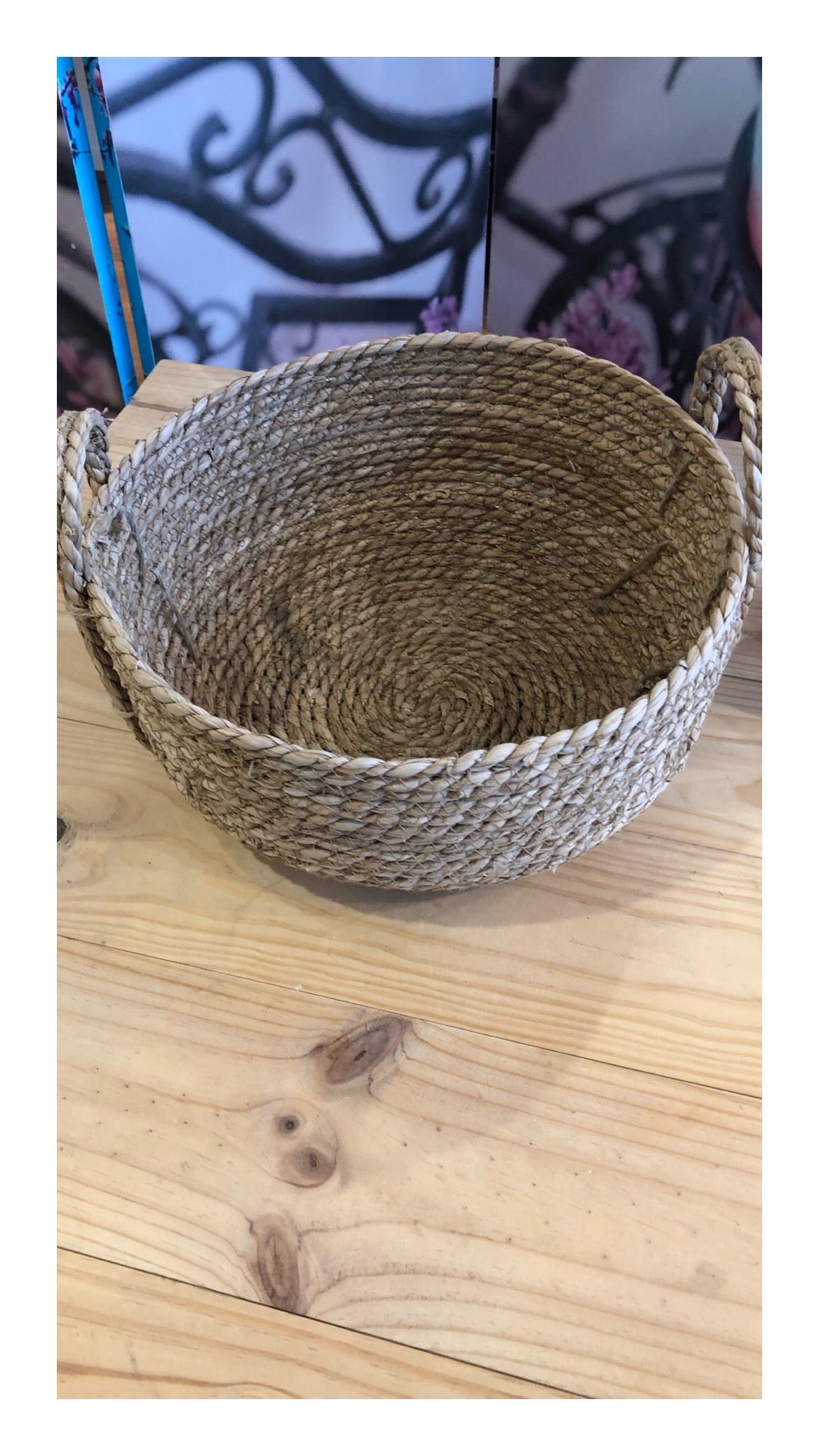 Coast To Coast Large Seagrass basket.